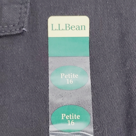 L.L.Bean Women's Classic Fit Petite - Picture 3 of 9